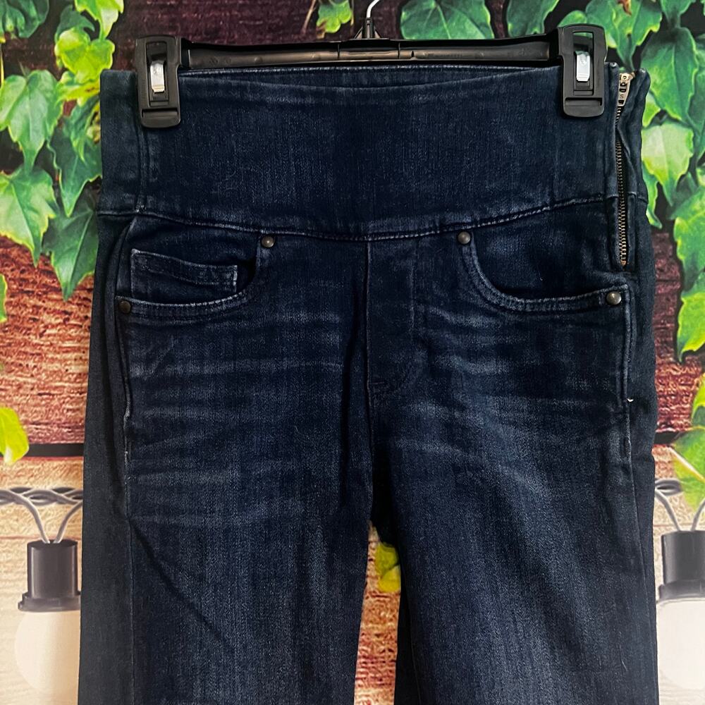 Spanx Jeans Jeggings Pants Size 26 Signature Straight Leg Blue Stretchy Pull On